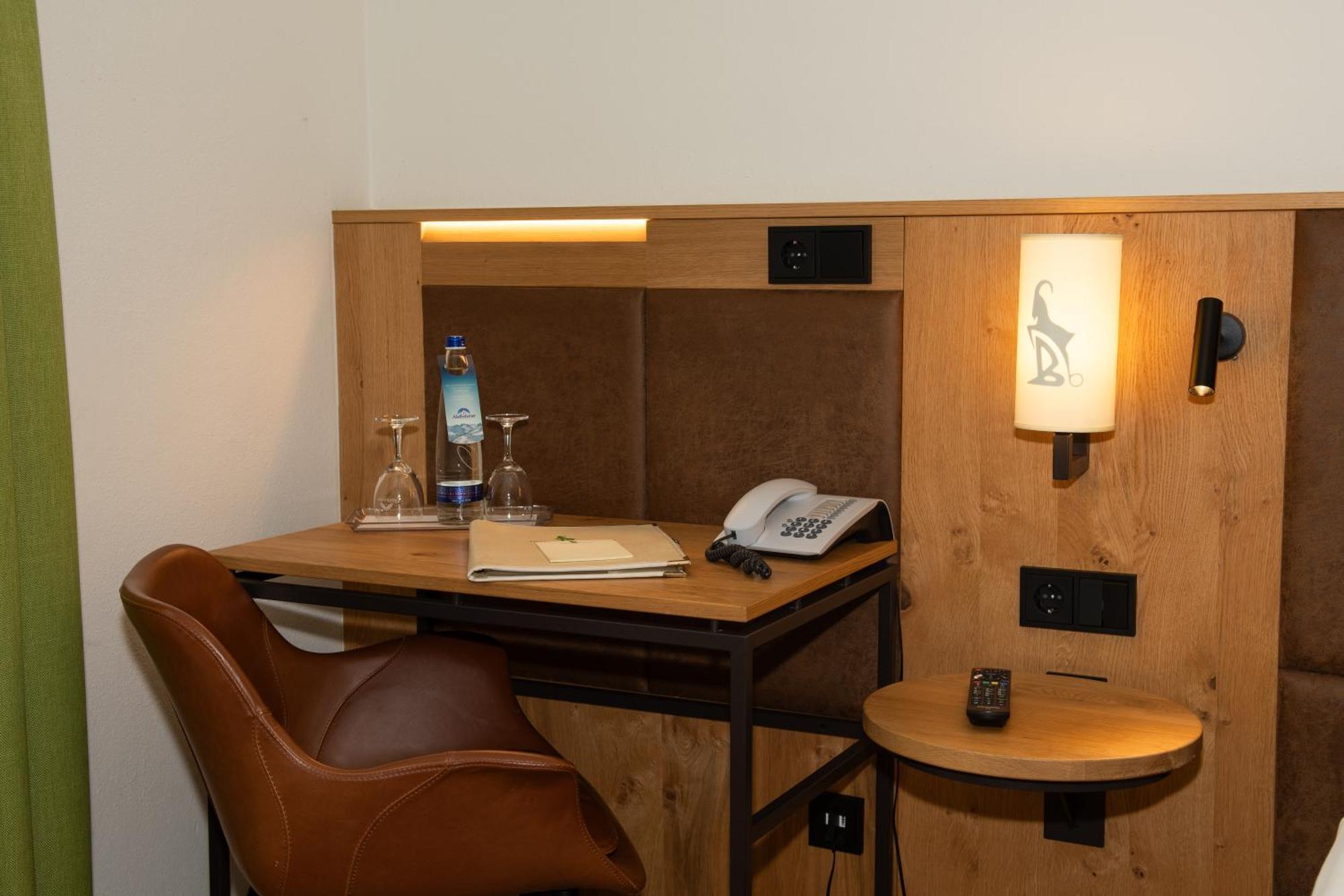 Hotel Bockmaier Oberpframmern Dış mekan fotoğraf