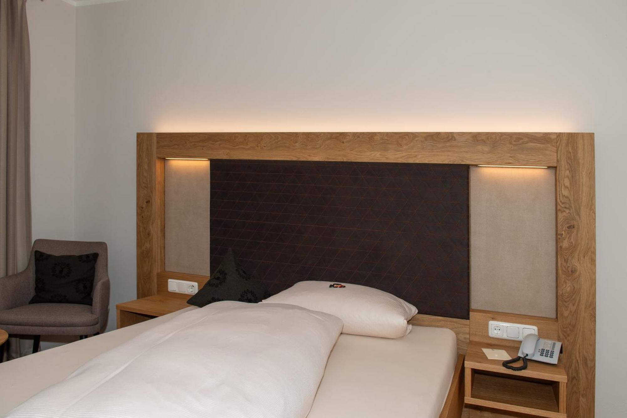 Hotel Bockmaier Oberpframmern Dış mekan fotoğraf